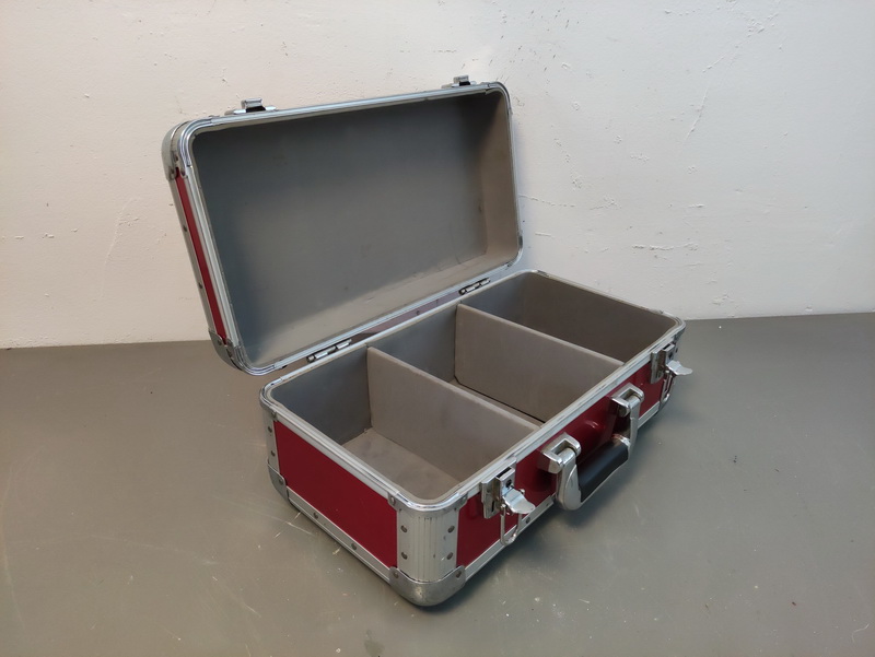 maleta cds dj musica metal 26x46x19 1u